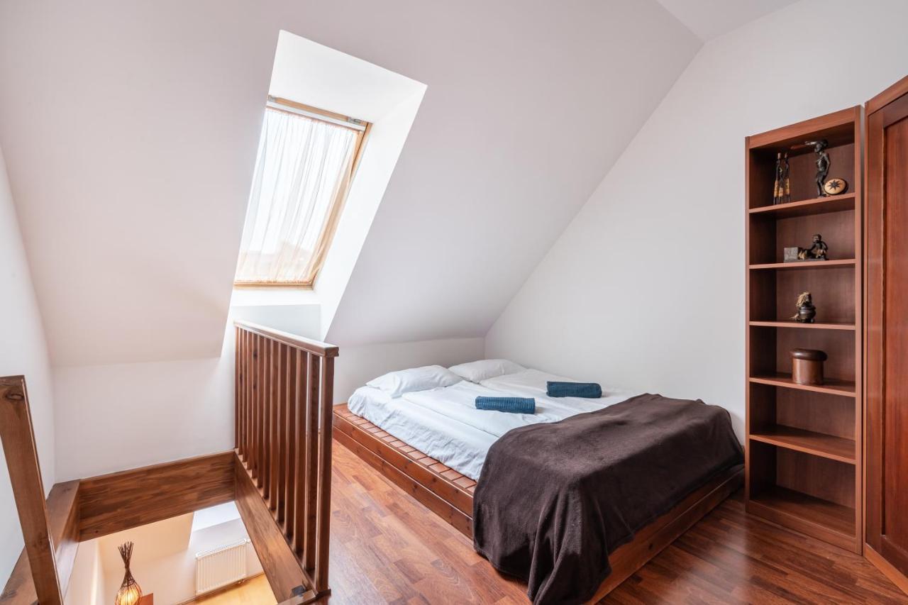 Beautiful Apartment With Ac بودابست المظهر الخارجي الصورة