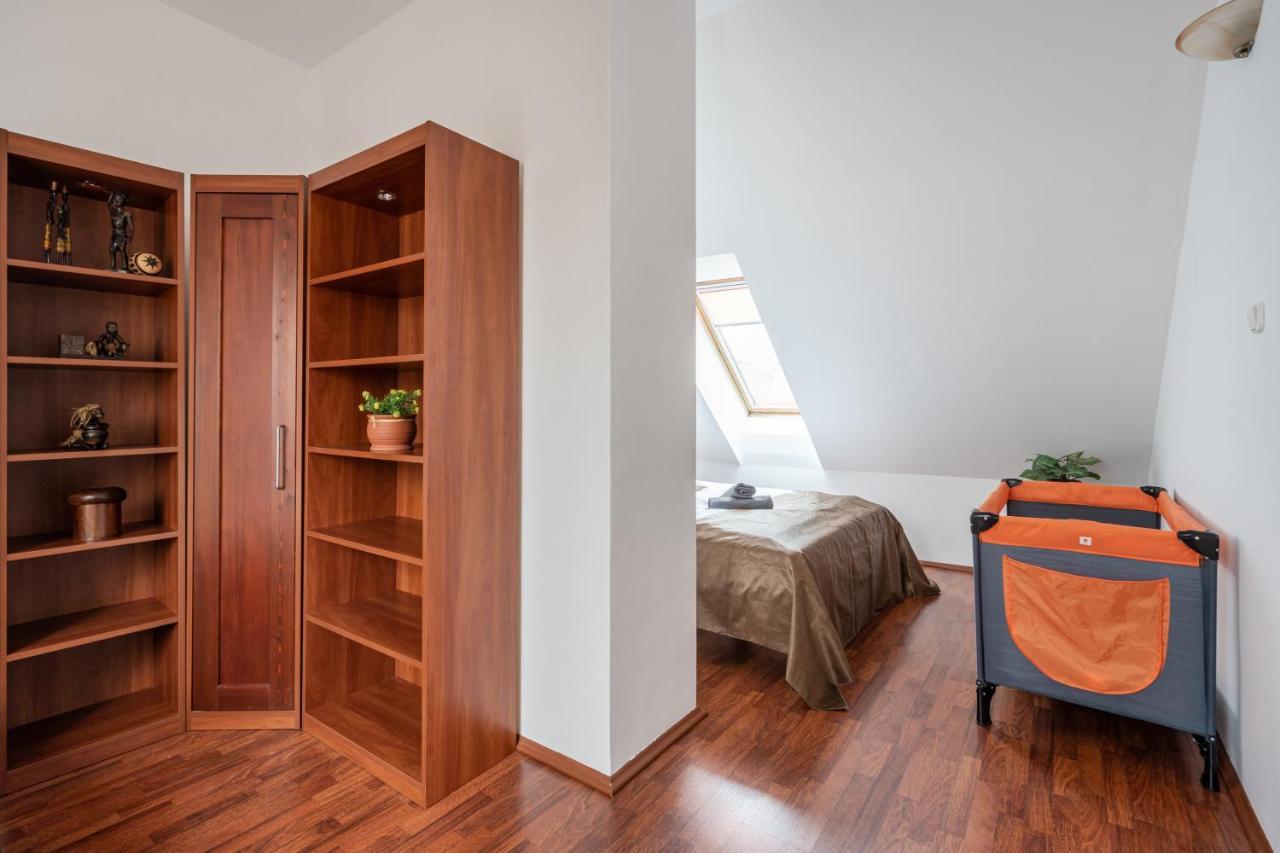 Beautiful Apartment With Ac بودابست المظهر الخارجي الصورة